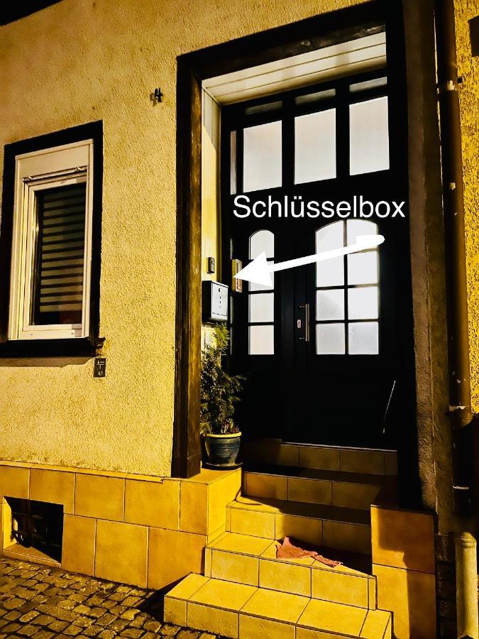 Delux Ferienwohnung Kunstgalerie Und Ilmradweg Kranichfeld Exterior foto
