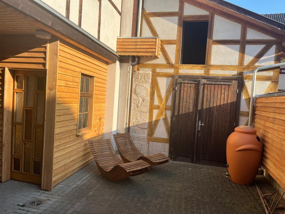 Delux Ferienwohnung Kunstgalerie Und Ilmradweg Kranichfeld Exterior foto