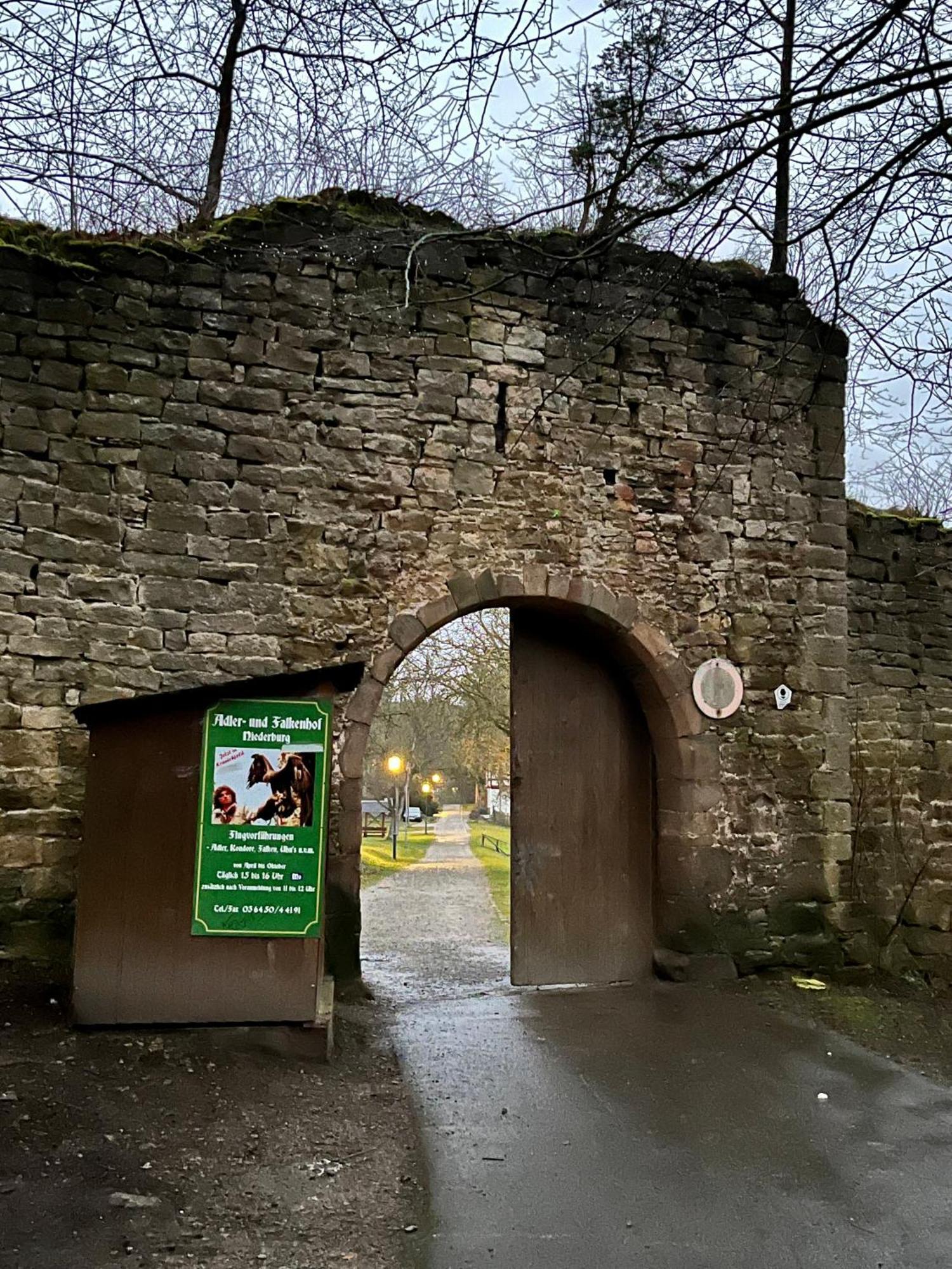 Delux Ferienwohnung Kunstgalerie Und Ilmradweg Kranichfeld Exterior foto